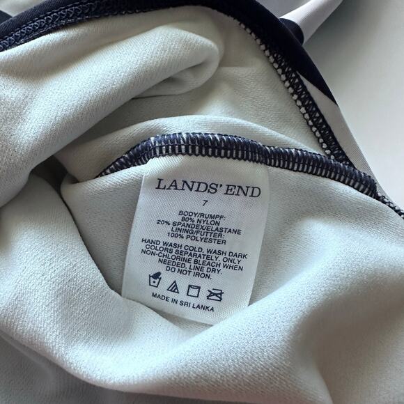 Lands End swimsuit - Picture 6 of 6